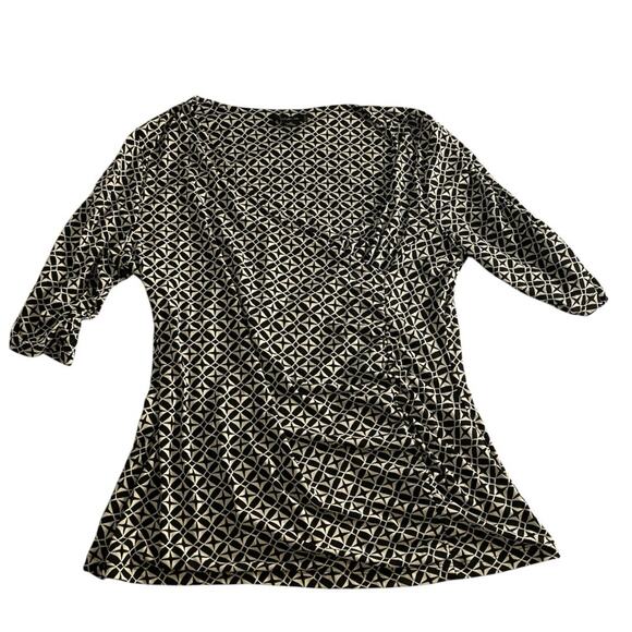 Geometric Print Surplice Wrap Top Black White Style & Co XL - Picture 2 of 5